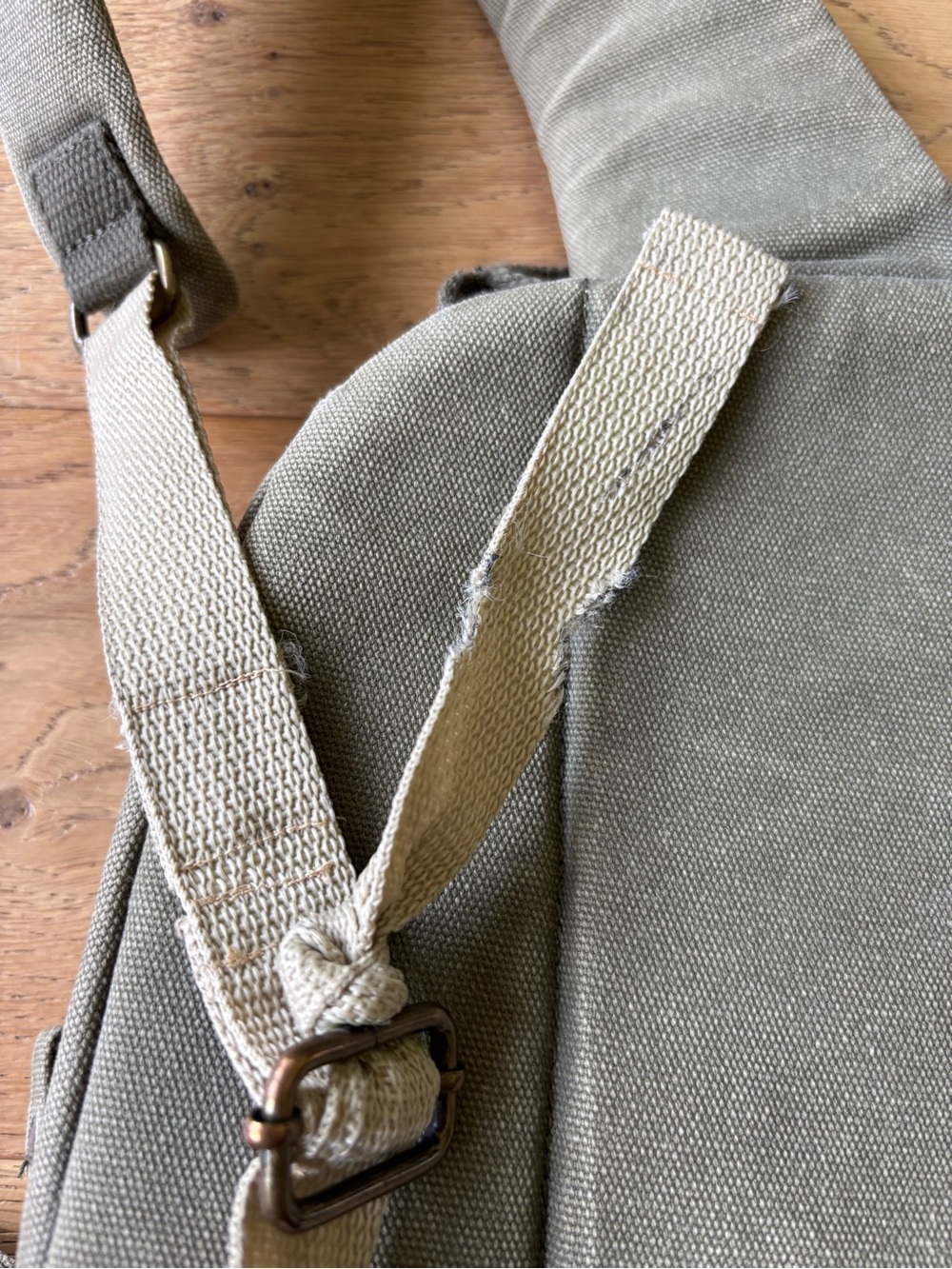 LL bean canvas backpack crossbody - Picture 5 of 6